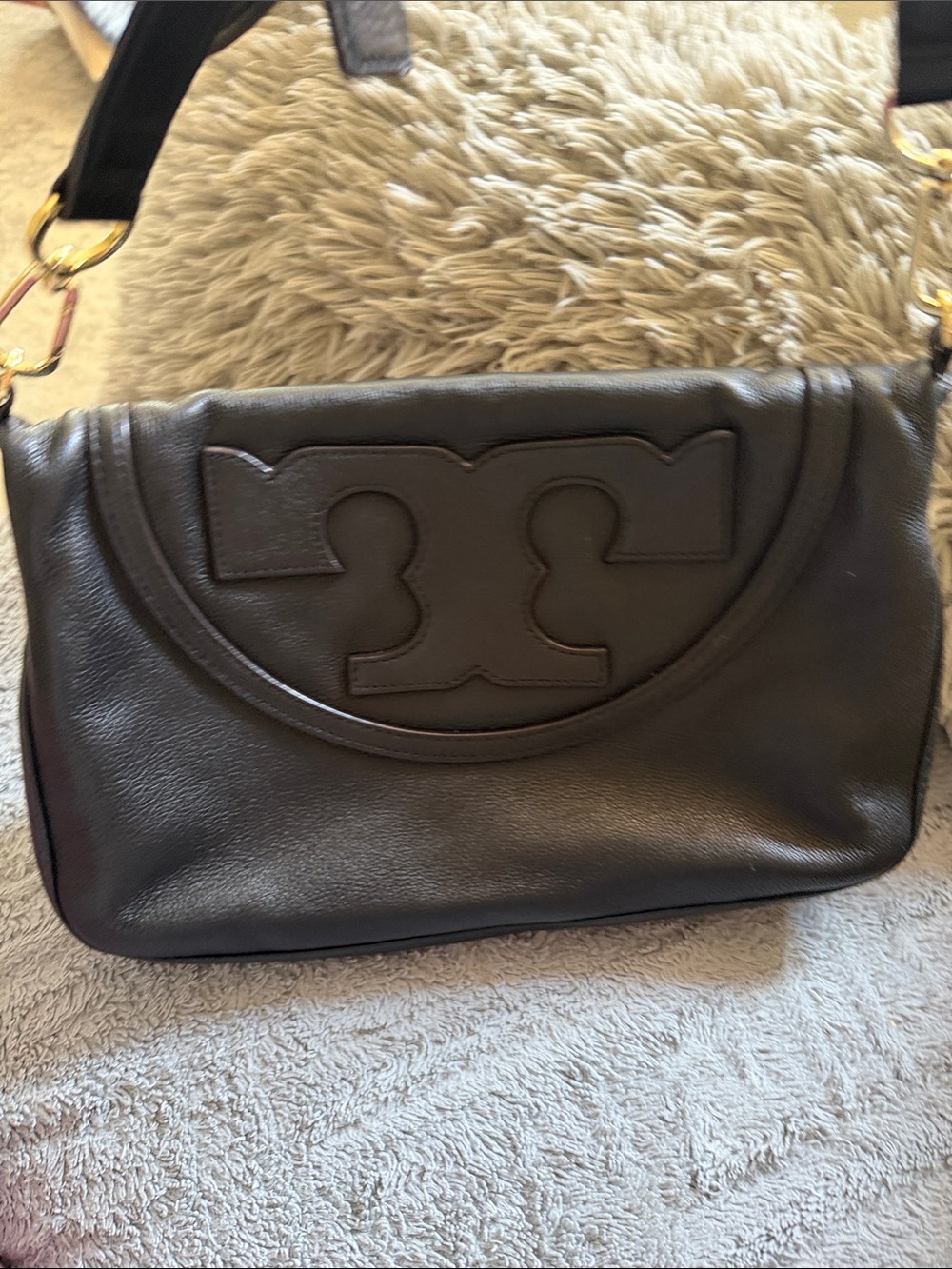 Tory Burch Black Pebbled Leather Shoulder Bag with Logo Flap - Picture 7 of 8